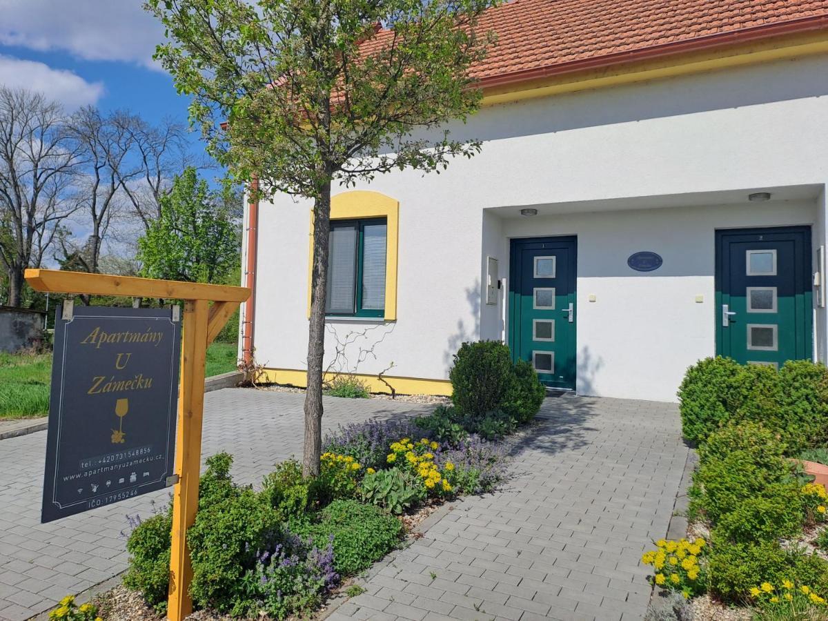 Apartmany U Zamecku Hlohovec Eksteriør billede