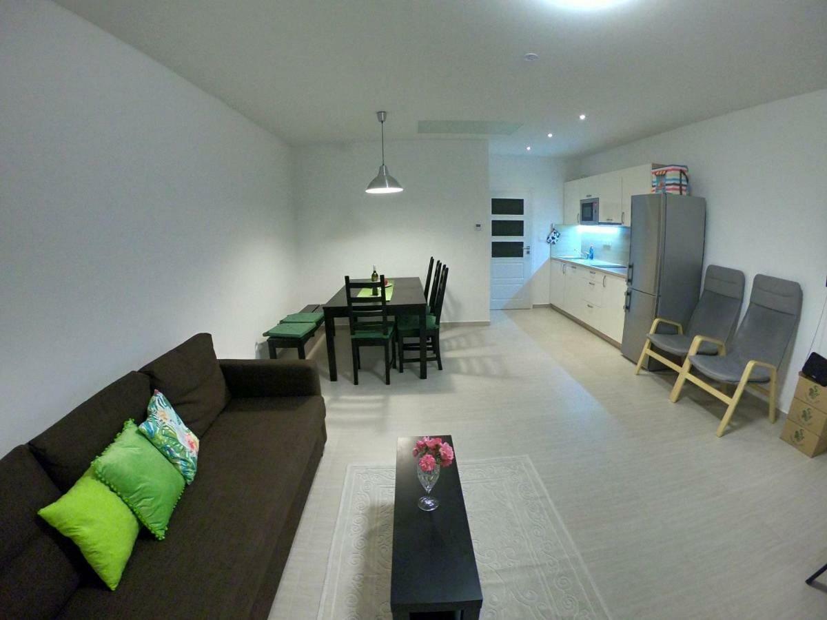 Apartmany U Zamecku Hlohovec Eksteriør billede